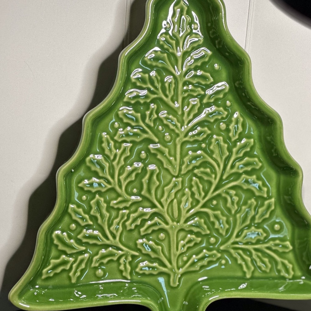 Hallmark Green Embossed Stoneware Christmas Tree Serving Dish Size 10 1/2" X 9"